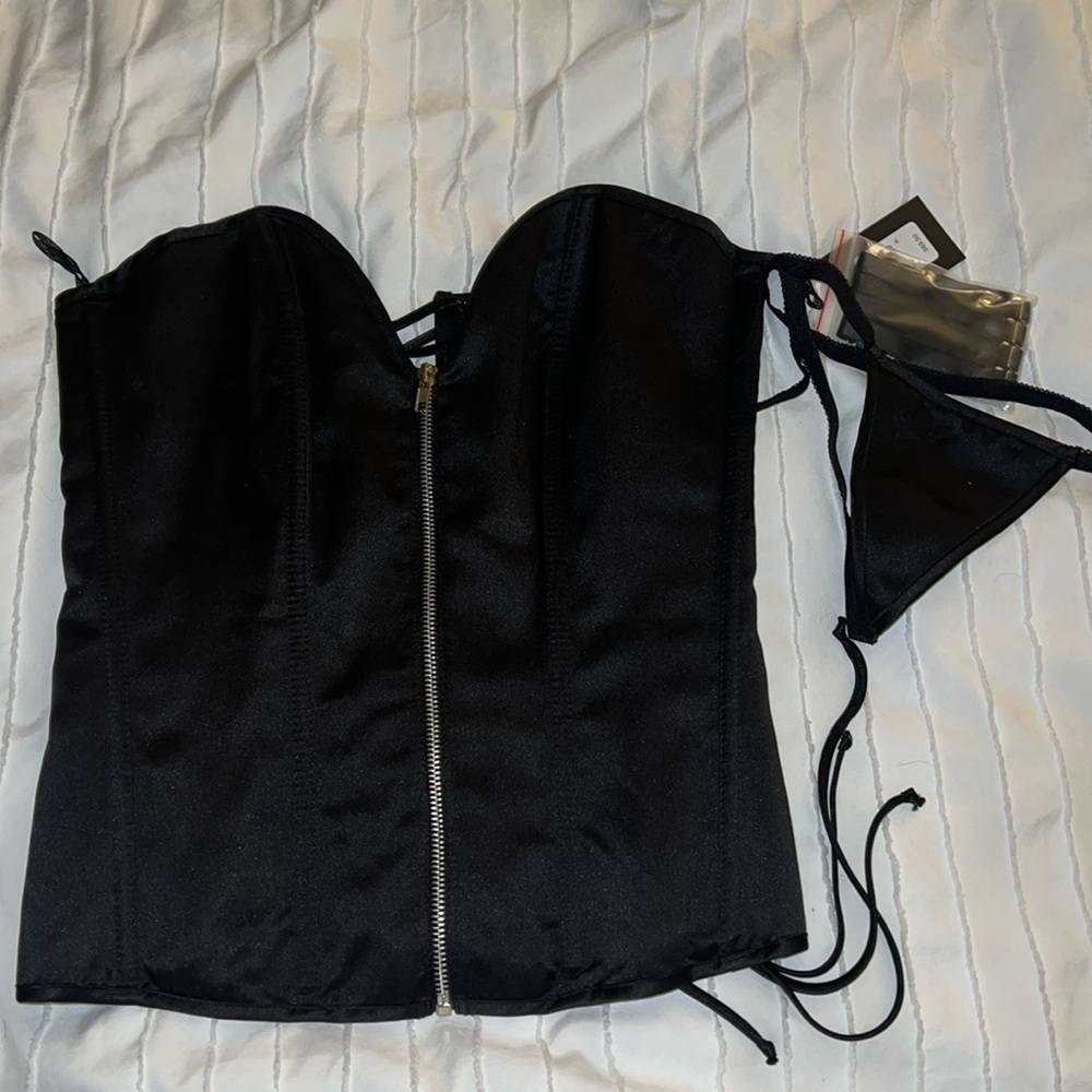 Frederick’s of Hollywood Lingerie set